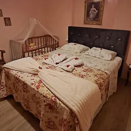 Meteora Mary's Mansion Вилла *