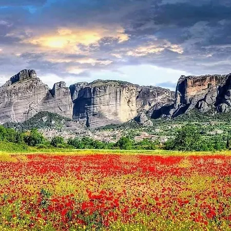 Вилла Meteora Mary's Mansion