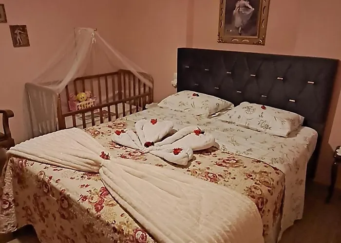 Meteora Mary's Mansion *