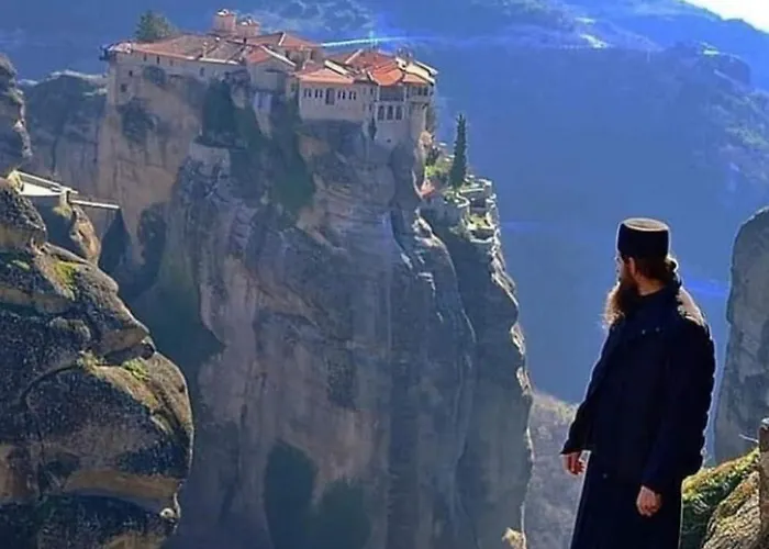 Meteora Mary's Mansion *